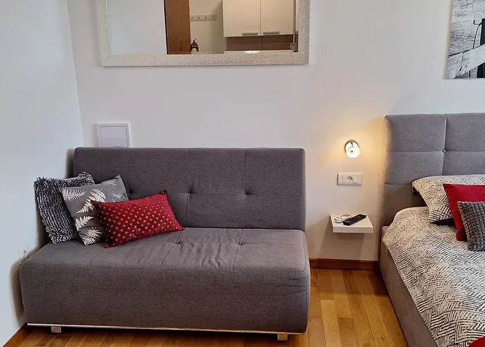 Lea Maria Апартаменты Задар